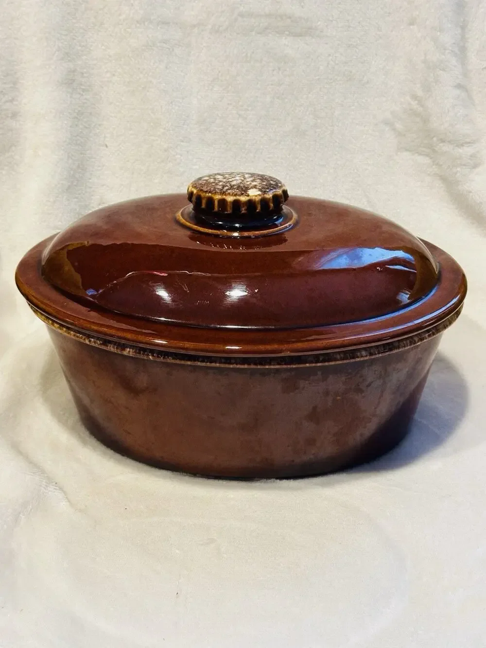 Hull USA Oven Proof Pottery Large Oval Casserole Bowl w Lid Vtg Country Bakeware